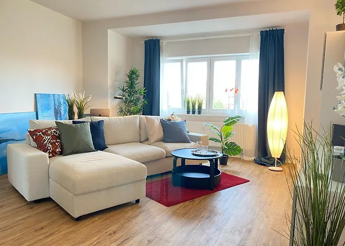 New Beautifully Renovated Apartment